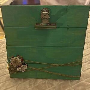Handmade w love clipboard💙